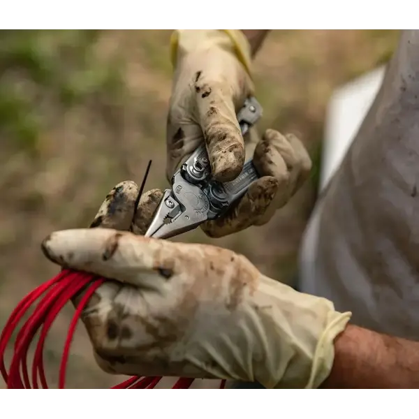 Мультиинструмент Leatherman Free P4, нейлоновый чехол - silver, изображение 16